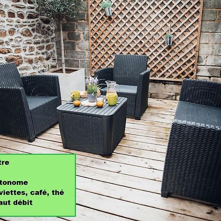 Superbe Appartement Avec Terrasse Au Calme Ernée Dış mekan fotoğraf