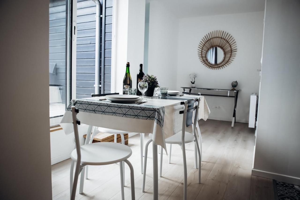 Superbe Appartement Avec Terrasse Au Calme Ernée Dış mekan fotoğraf