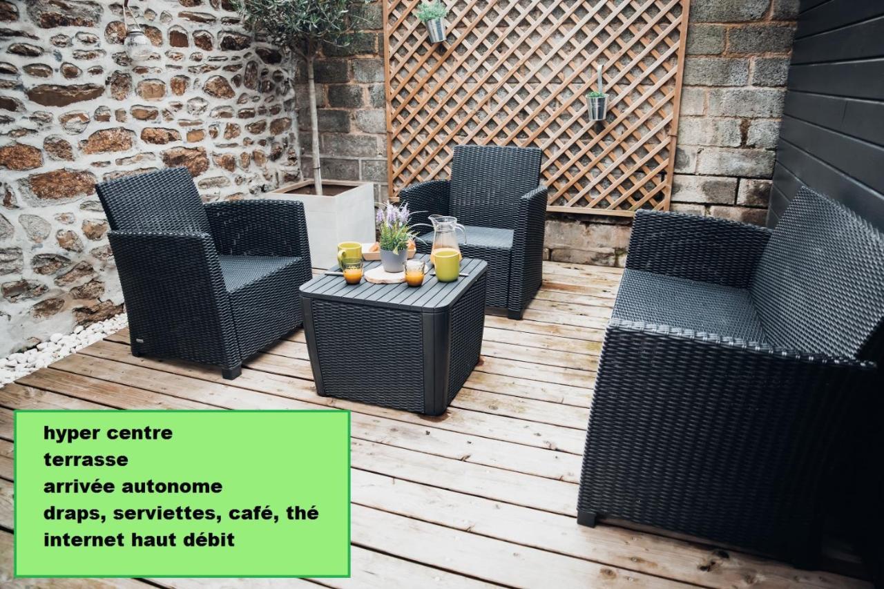 Superbe Appartement Avec Terrasse Au Calme Ernée Dış mekan fotoğraf